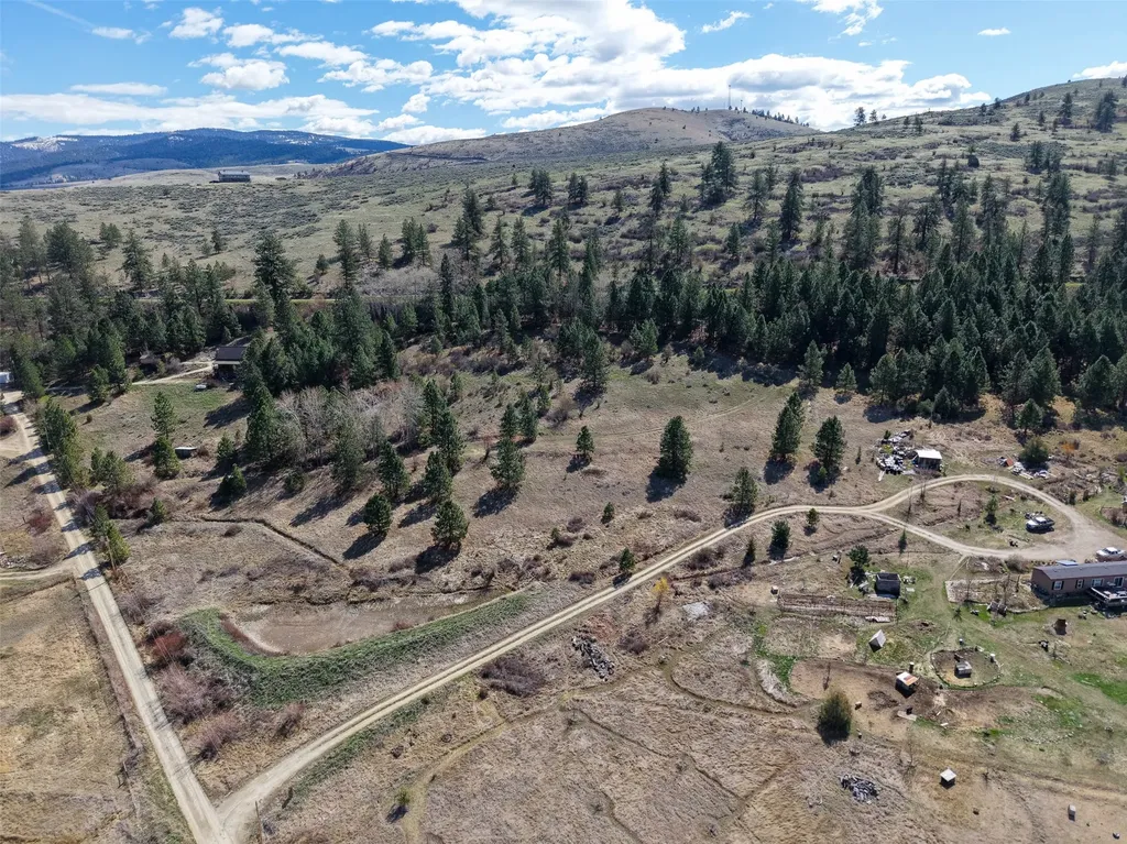 1233 Narrow Way Stevensville MT 59870