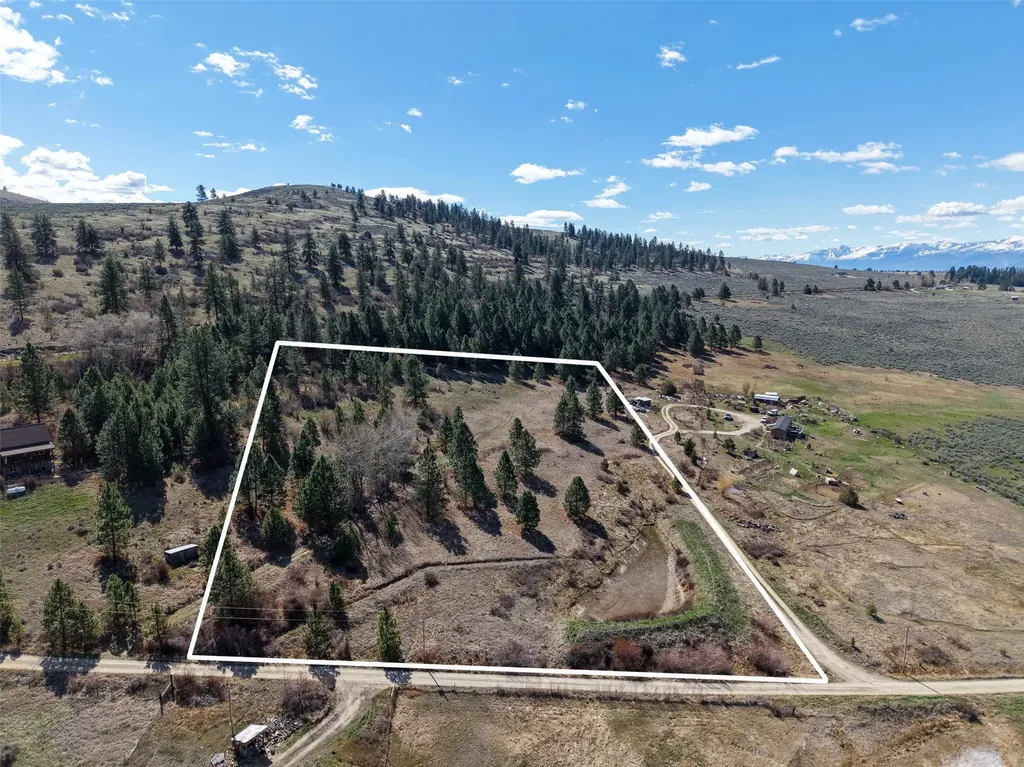 1233 Narrow Way Stevensville MT 59870