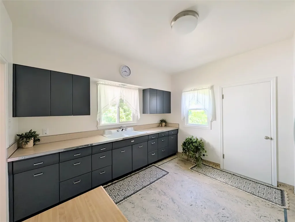 1608 Central Avenue Great Falls MT 59401