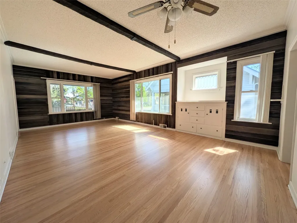 1608 Central Avenue Great Falls MT 59401