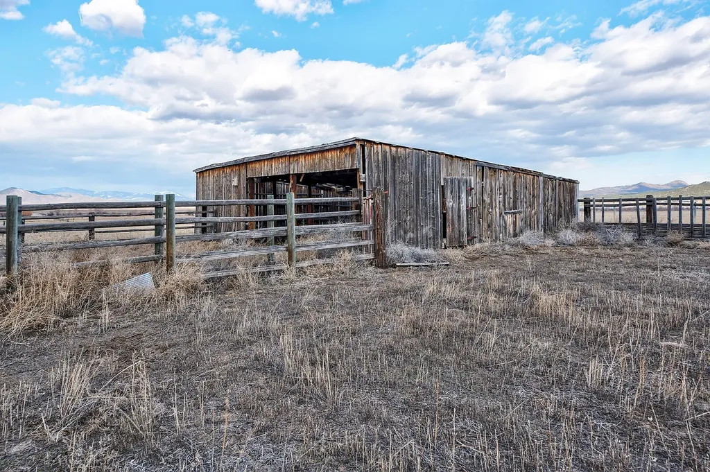 3680 Merritt Lane Helena MT 59602