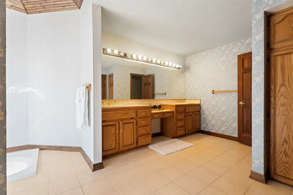 912 Weber Butte Trail Corvallis MT 59828