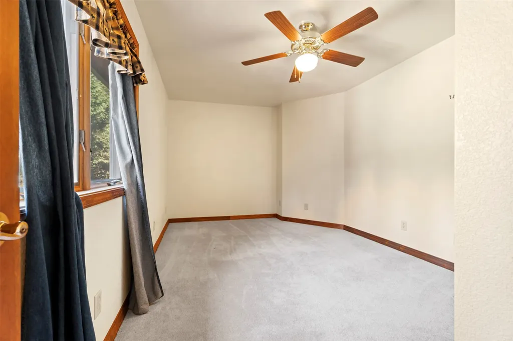 912 Weber Butte Trail Corvallis MT 59828
