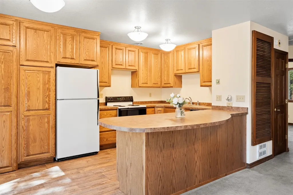 912 Weber Butte Trail Corvallis MT 59828