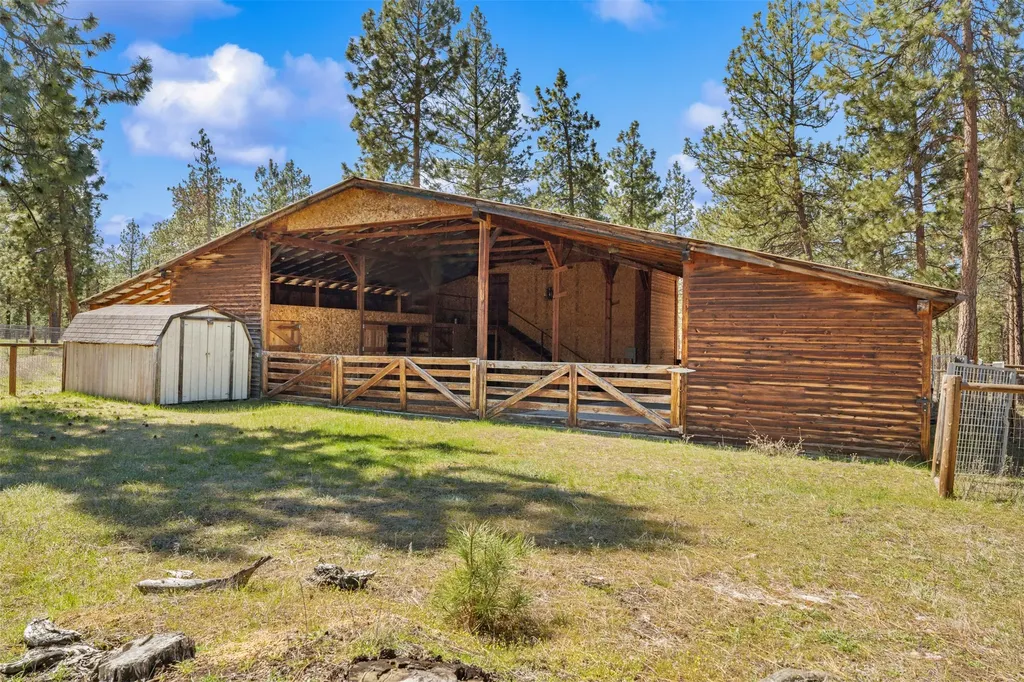 912 Weber Butte Trail Corvallis MT 59828