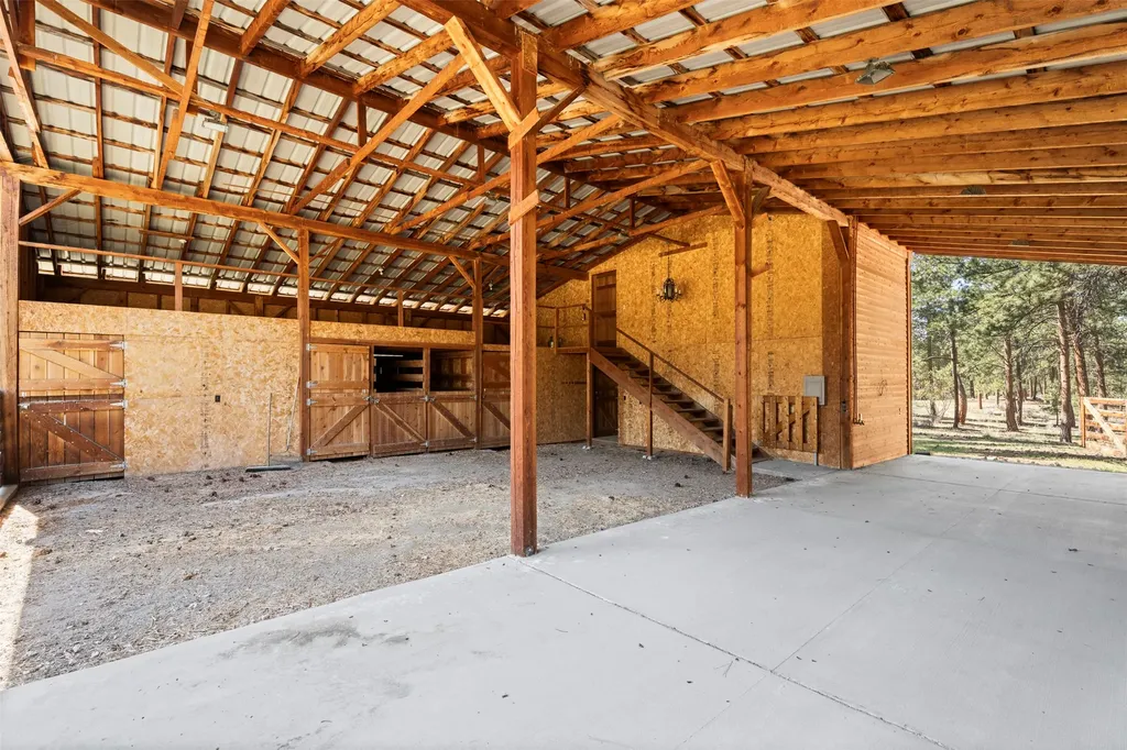 912 Weber Butte Trail Corvallis MT 59828