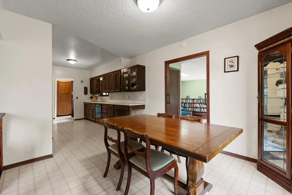 33038 Snyder Hill Lane Ronan MT 59864