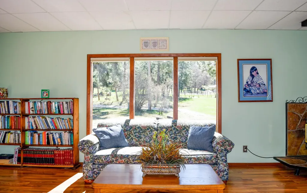 33038 Snyder Hill Lane Ronan MT 59864