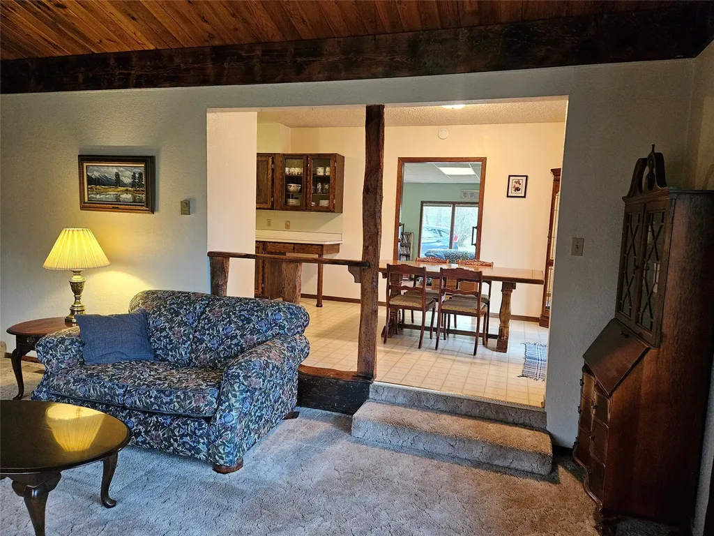 33038 Snyder Hill Lane Ronan MT 59864