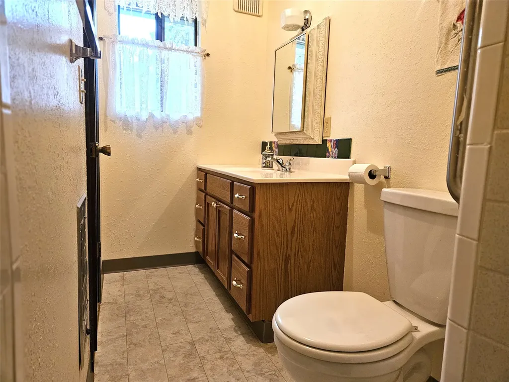 33038 Snyder Hill Lane Ronan MT 59864