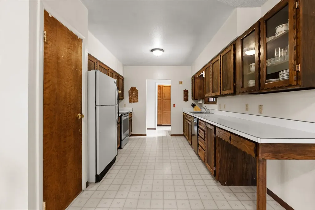 33038 Snyder Hill Lane Ronan MT 59864