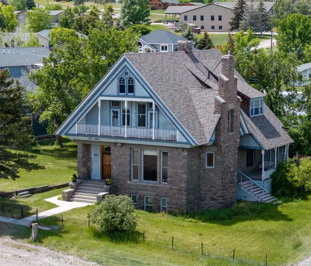 860 Hiawatha Street Helena MT 59601