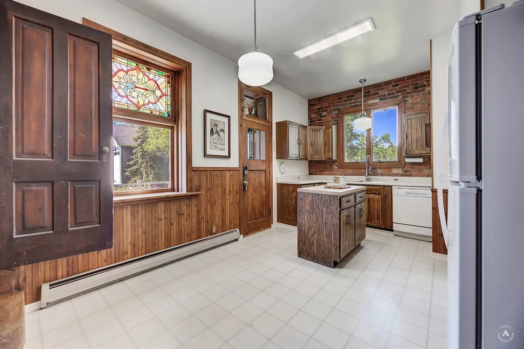 860 Hiawatha Street Helena MT 59601