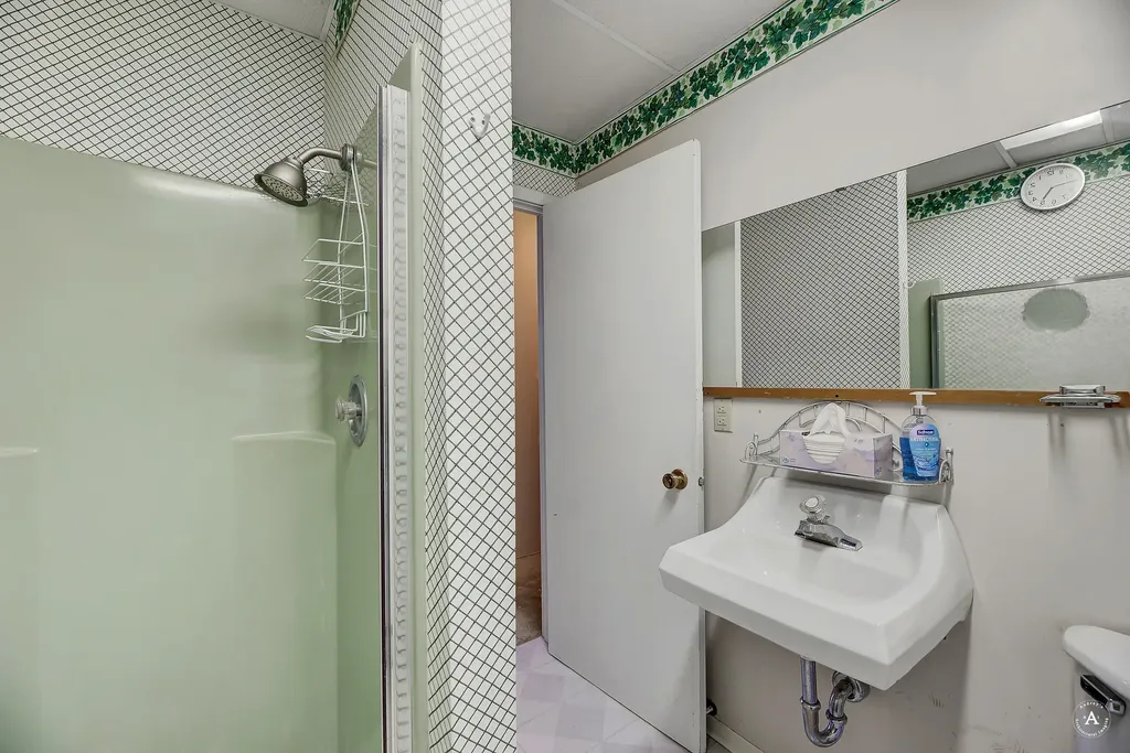 860 Hiawatha Street Helena MT 59601