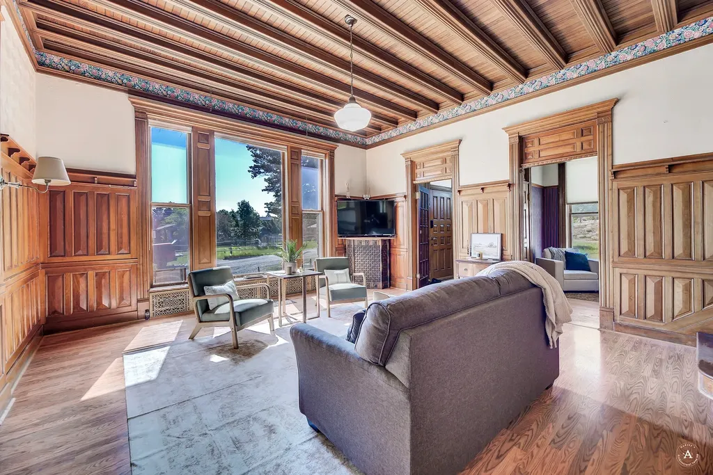 860 Hiawatha Street Helena MT 59601