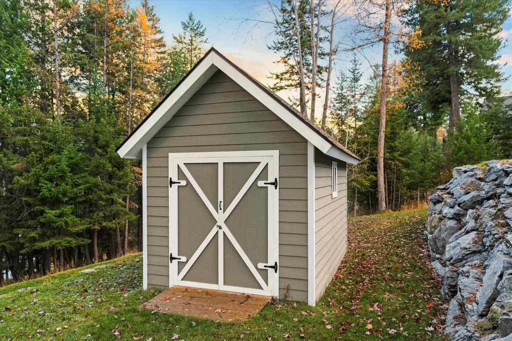 155 Wulff Lane Lakeside MT 59922