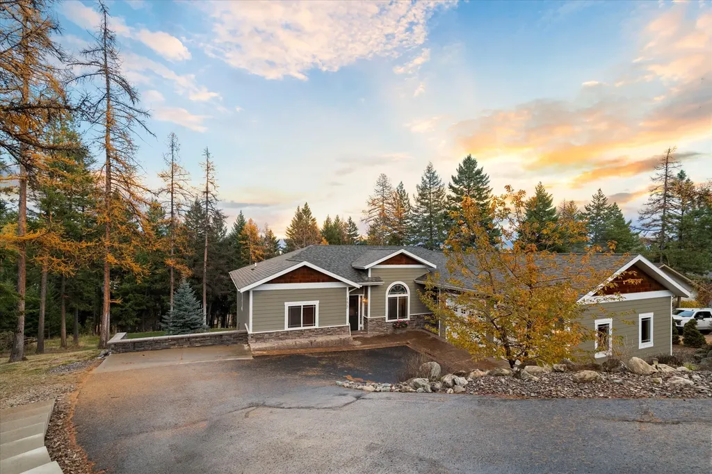 155 Wulff Lane Lakeside MT 59922