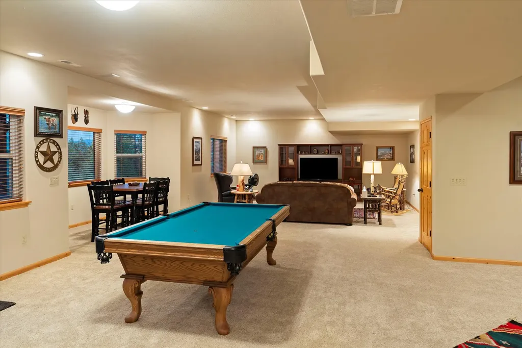 155 Wulff Lane Lakeside MT 59922
