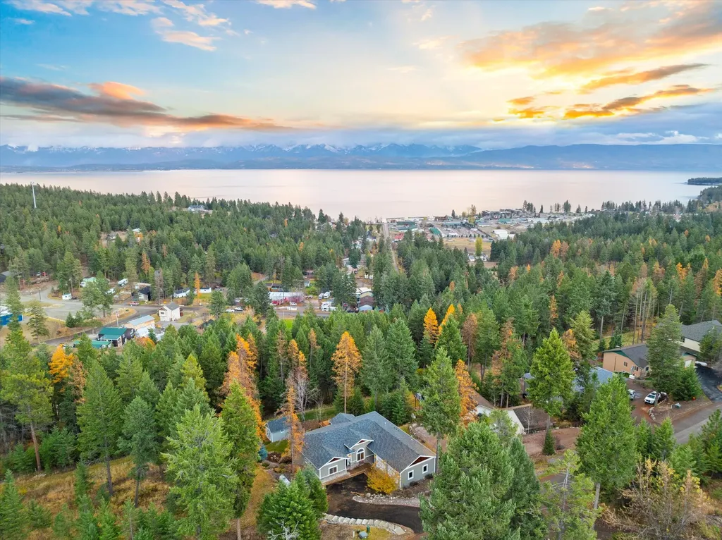 155 Wulff Lane Lakeside MT 59922