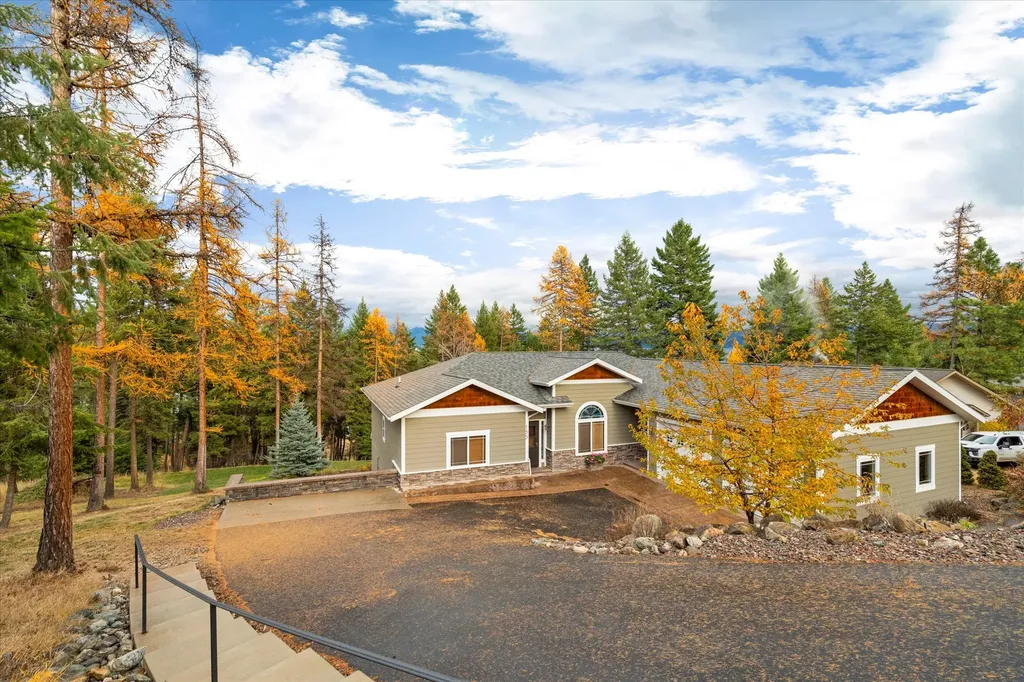 155 Wulff Lane Lakeside MT 59922