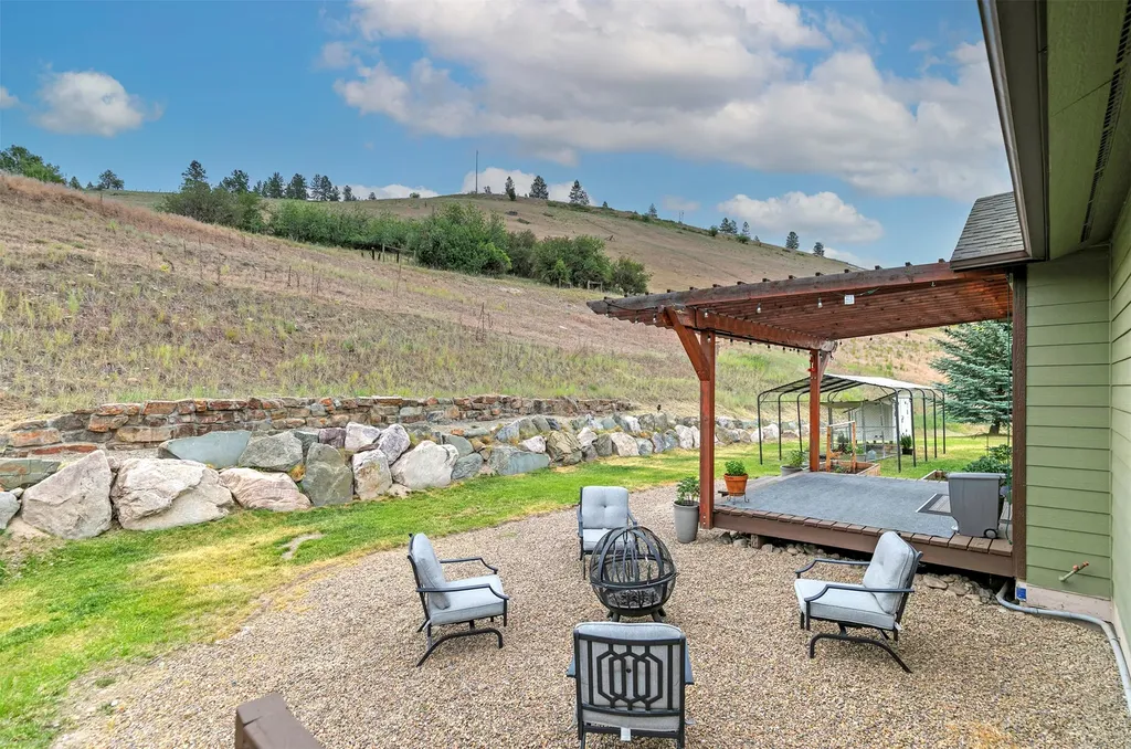15660 Sara Jo Lane Frenchtown MT 59834