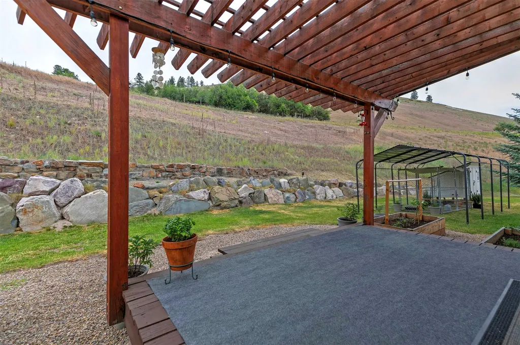 15660 Sara Jo Lane Frenchtown MT 59834
