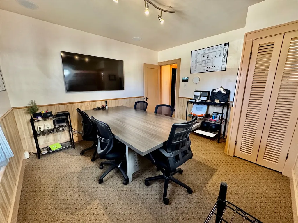 736 S Main Street Kalispell MT 59901