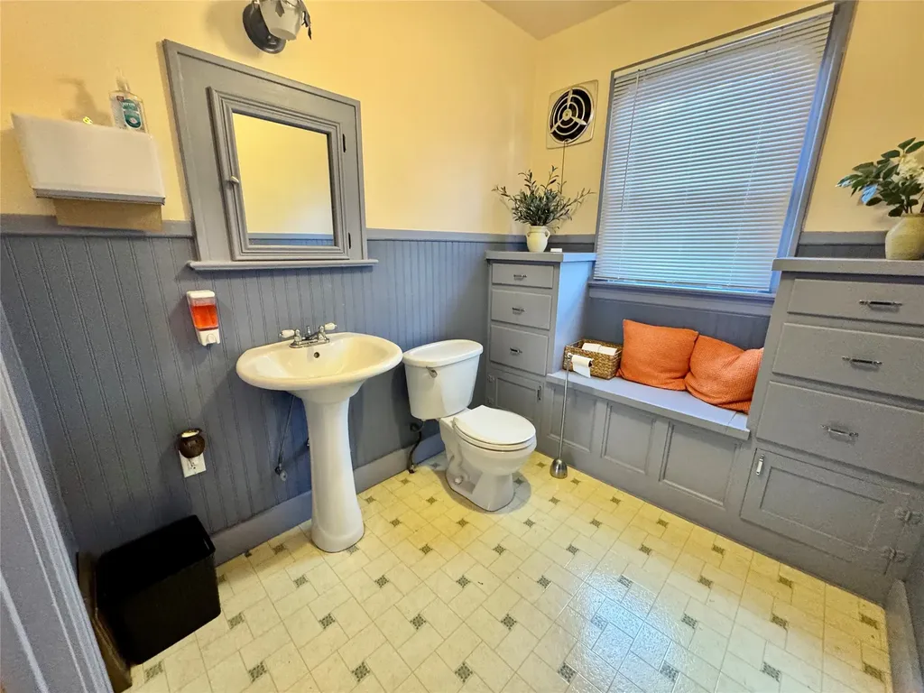 736 S Main Street Kalispell MT 59901