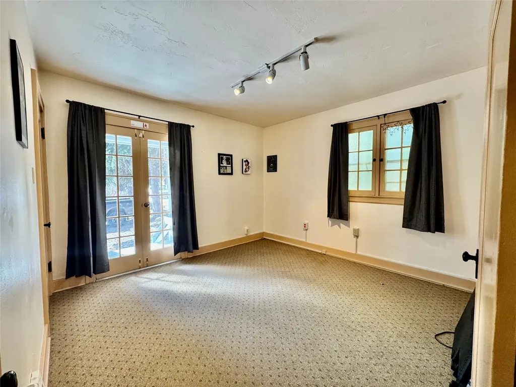 736 S Main Street Kalispell MT 59901