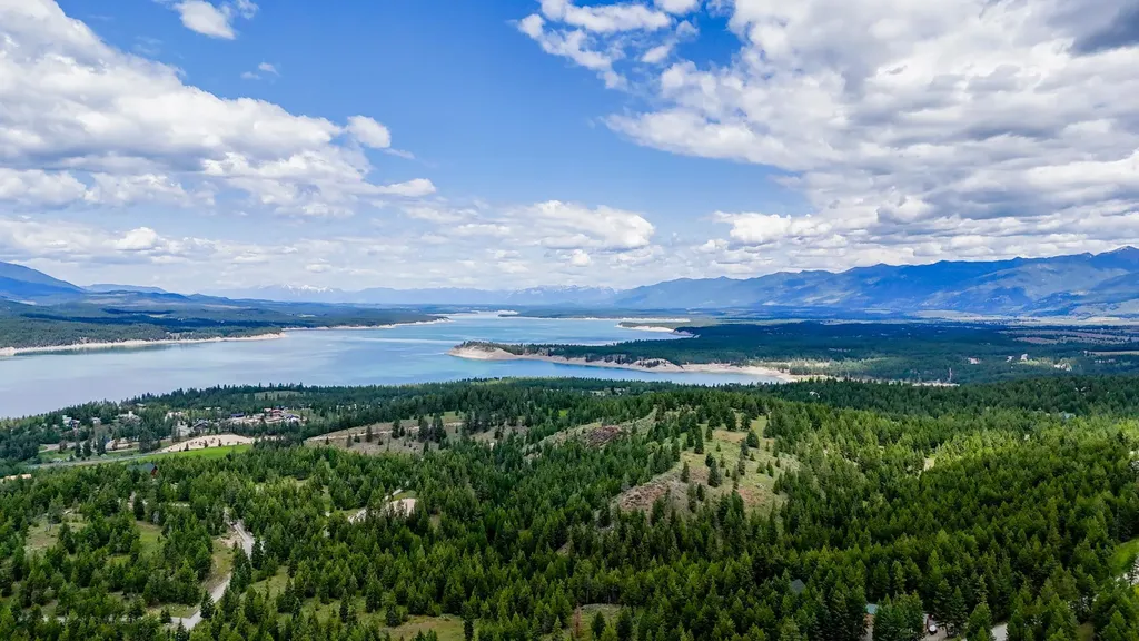 Nhn Linda Vista Drive Rexford MT 59930