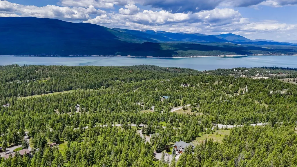 Nhn Linda Vista Drive Rexford MT 59930