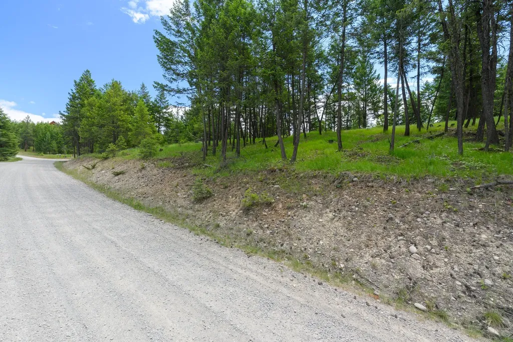 Nhn Linda Vista Drive Rexford MT 59930