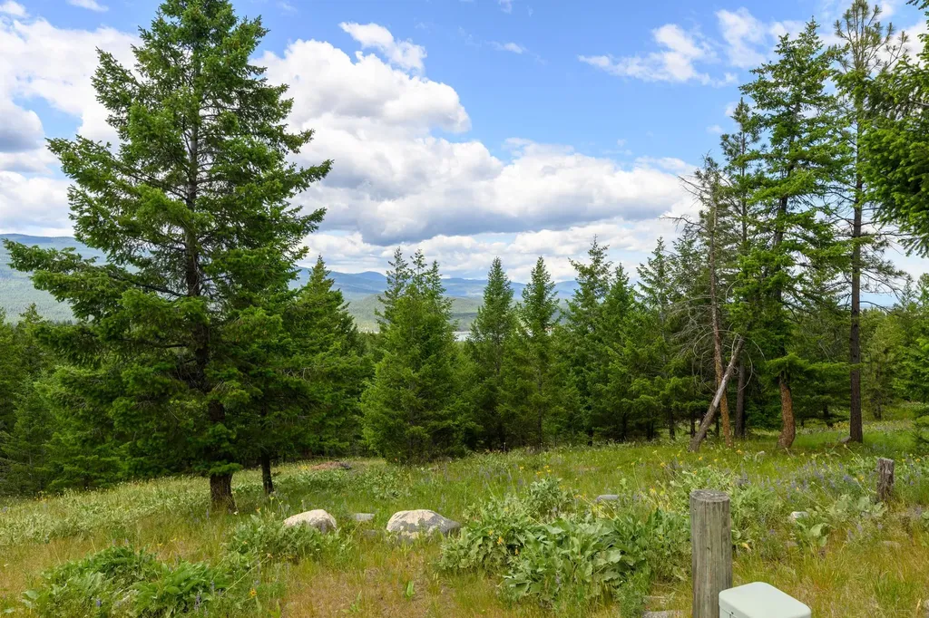 Nhn Linda Vista Drive Rexford MT 59930