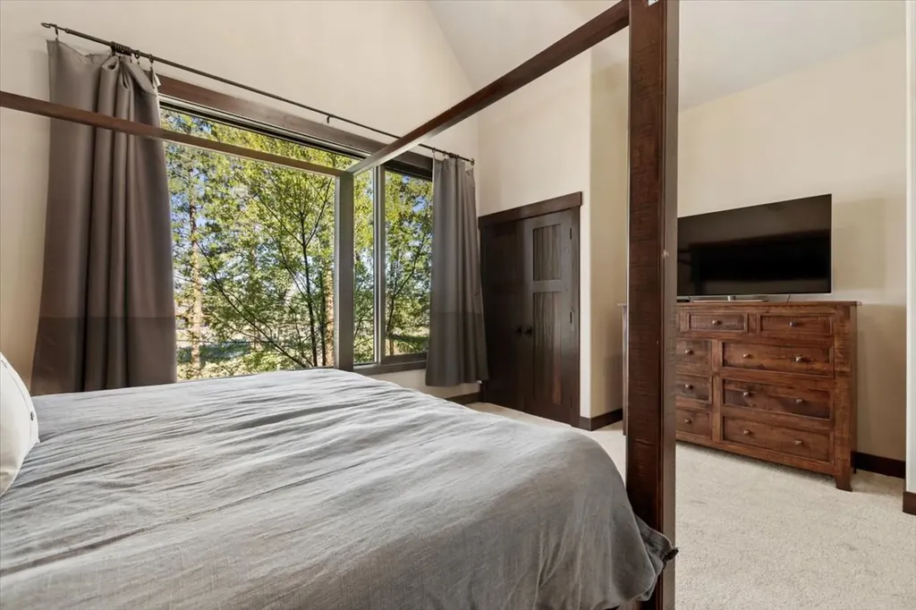 37 Keel Court Eureka MT 59917
