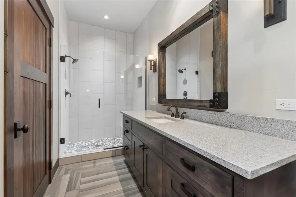 37 Keel Court Eureka MT 59917