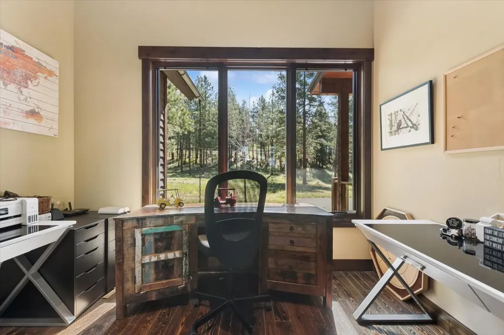 37 Keel Court Eureka MT 59917