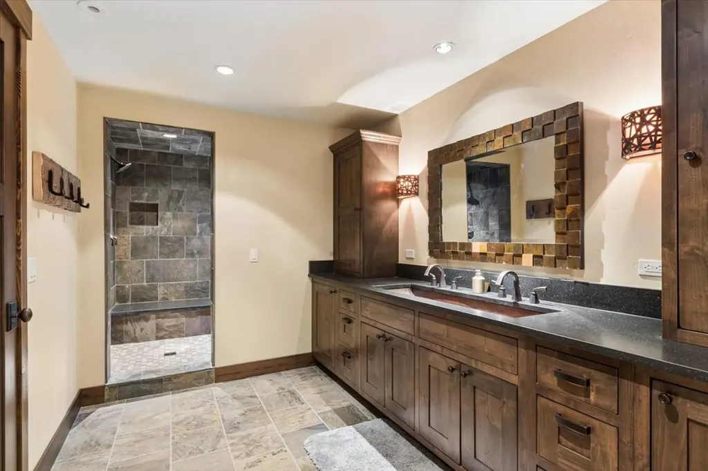 37 Keel Court Eureka MT 59917