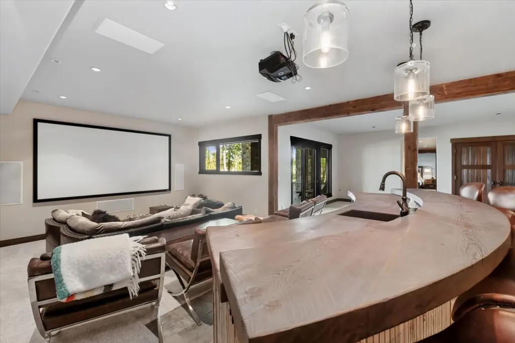 37 Keel Court Eureka MT 59917