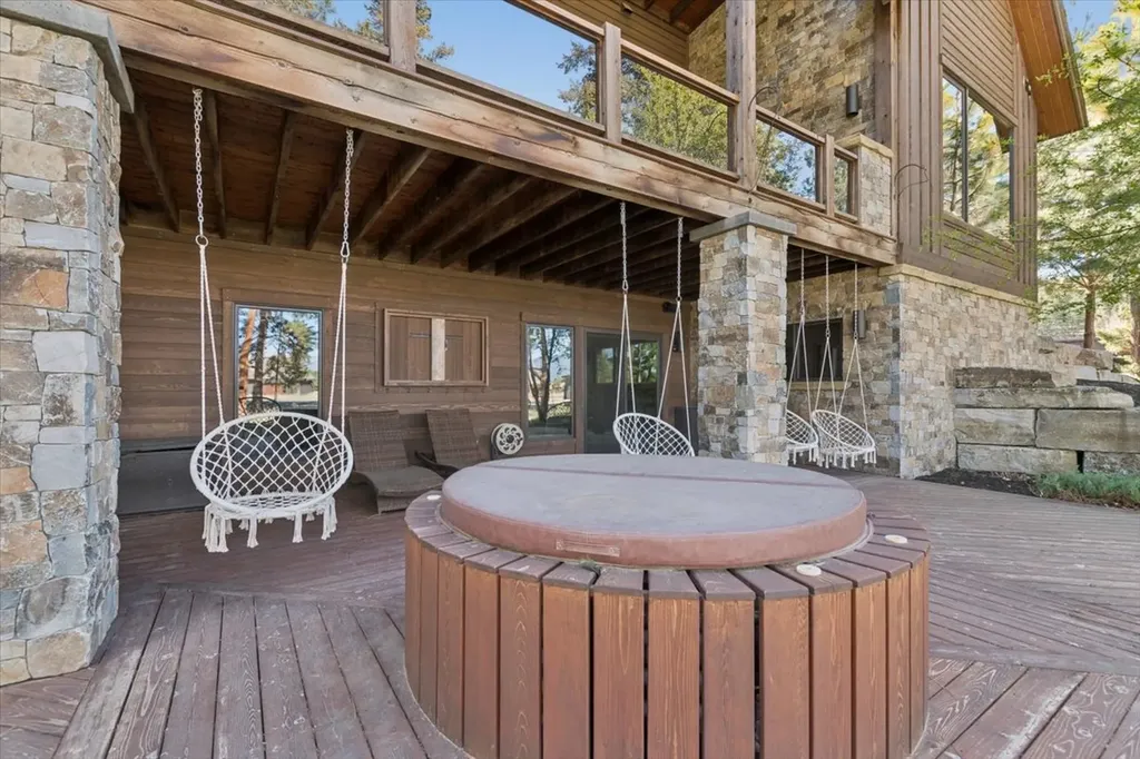 37 Keel Court Eureka MT 59917