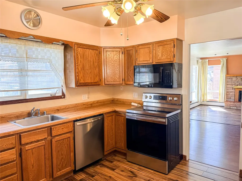 1054 N Ewing Street Helena MT 59601