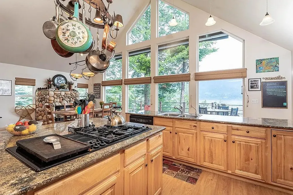 29034 Finley Point Lane Polson MT 59860