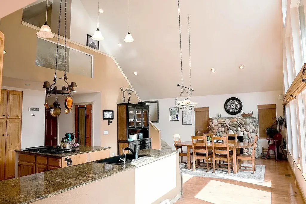 29034 Finley Point Lane Polson MT 59860