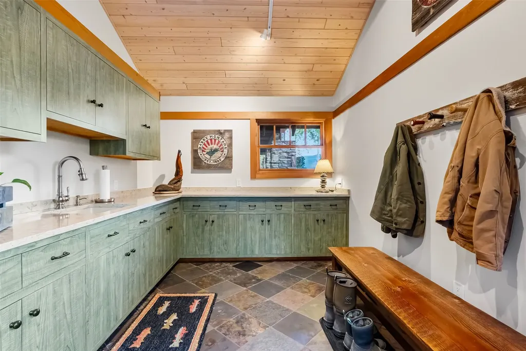 349 Harlan Creek Road Hamilton MT 59840