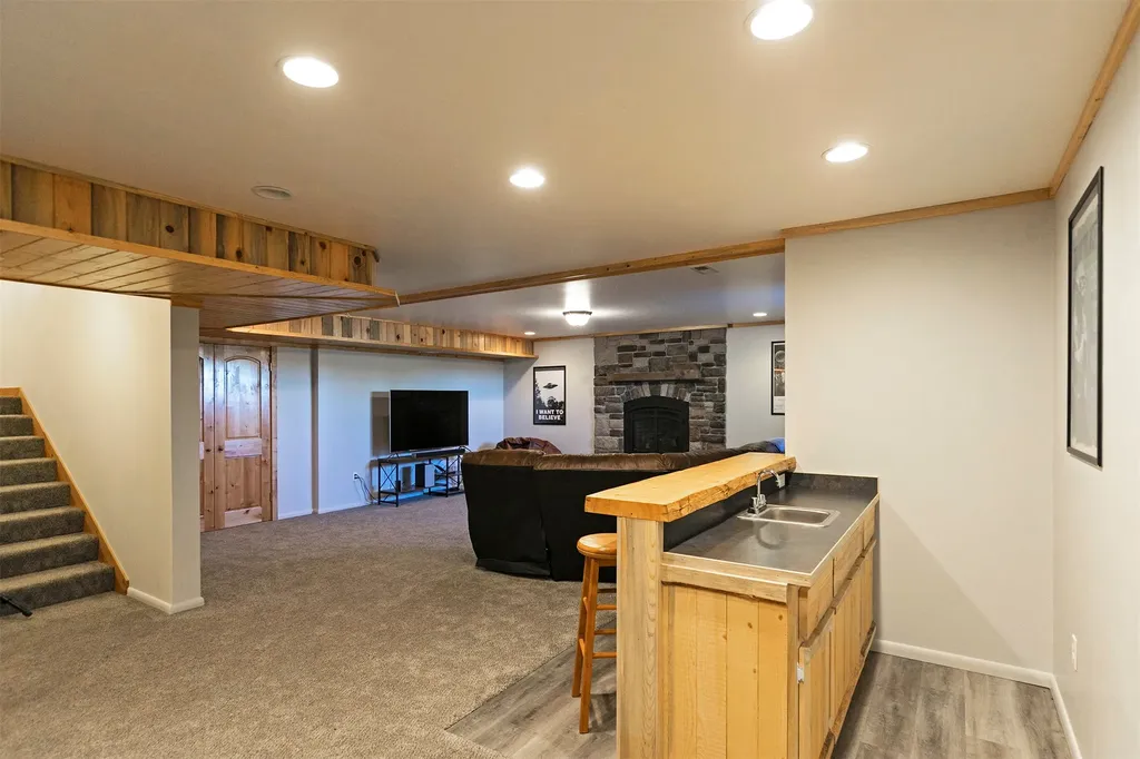 94 Mountainwood Lane Anaconda MT 59711