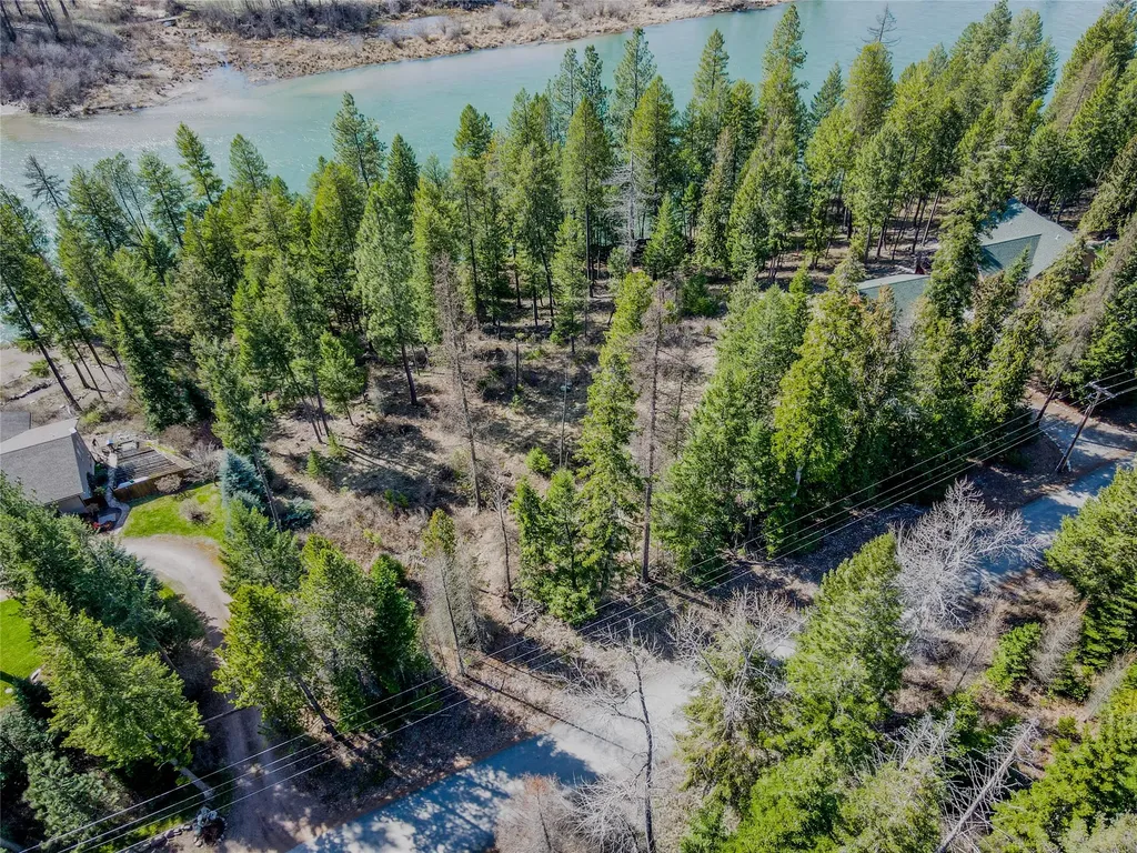 Nhn Kootenai River Road Troy MT 59935