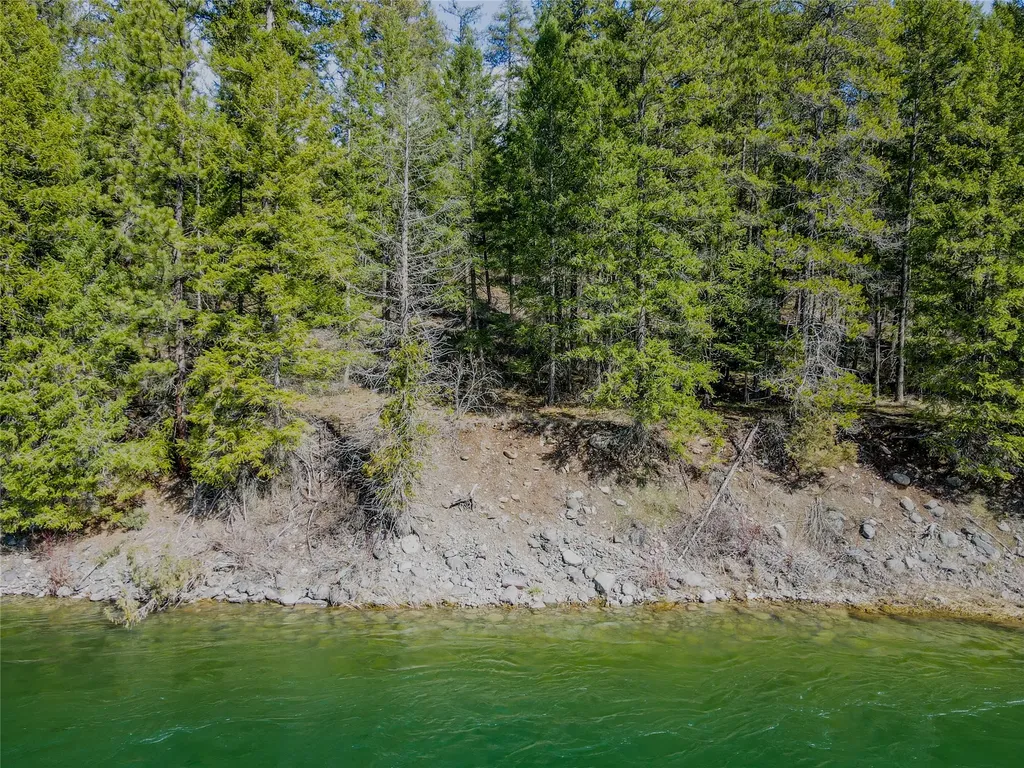 Nhn Kootenai River Road Troy MT 59935
