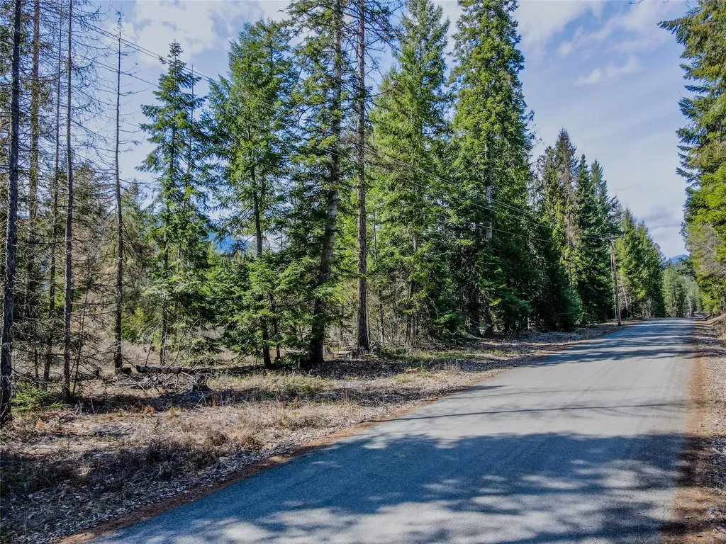 Nhn Kootenai River Road Troy MT 59935