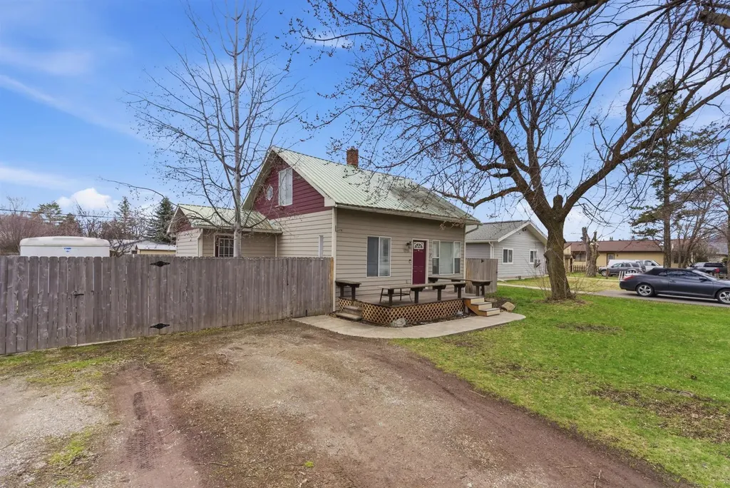 1215 7th Avenue W Kalispell MT 59901
