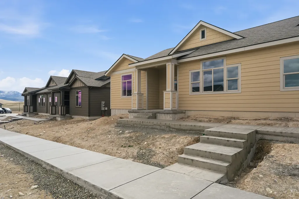 2757 Lone Chief Loop Helena MT 59601