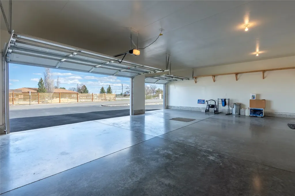 5020 Crescent Moon Drive Helena MT 59602